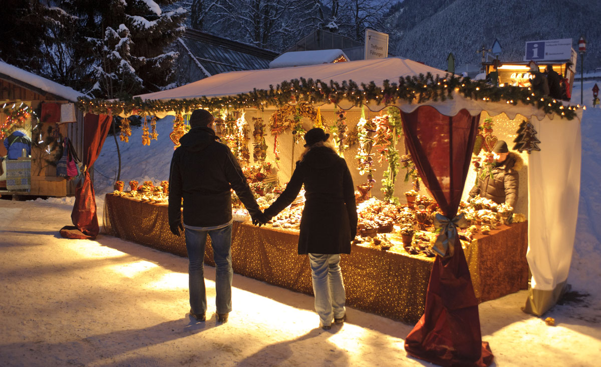 Verbringen Sie einen romantischen Winterurlaub im Chalet in Österreich