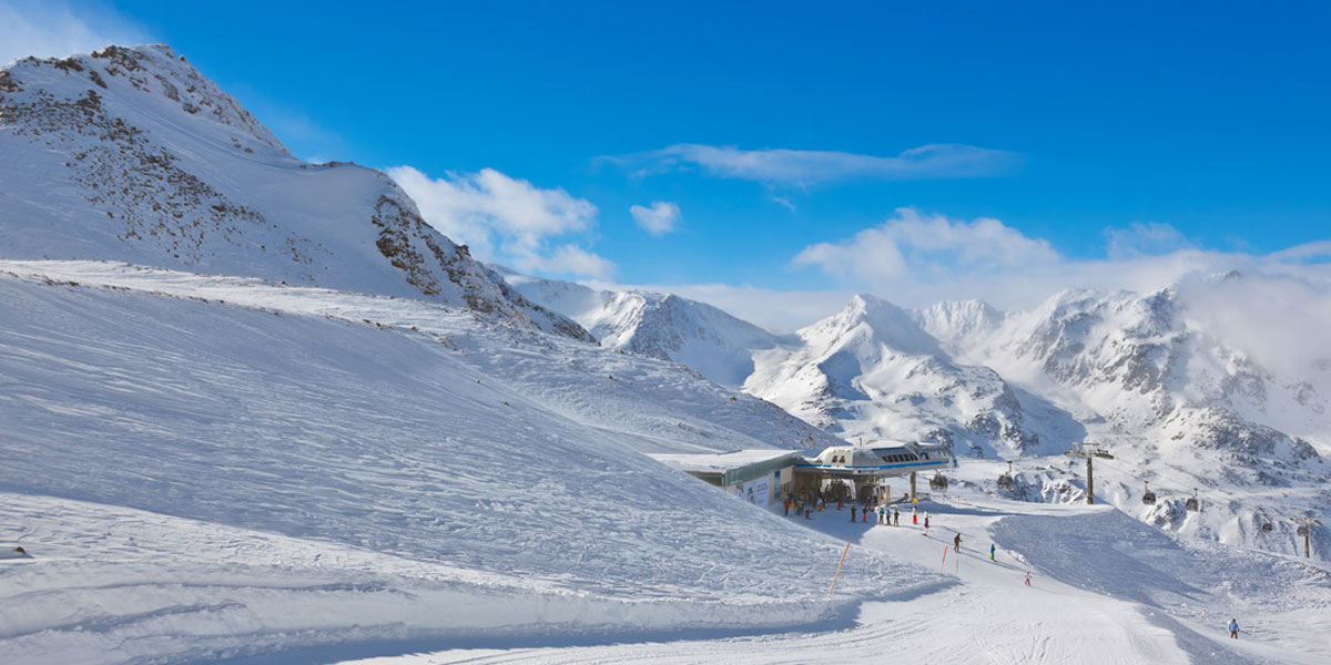 Skiurlaub bis in den Mai in Sölden in Tirol. 