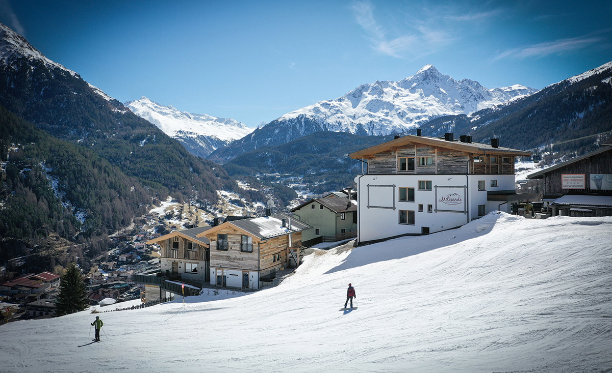 Thermenurlaub und Skiurlaub iin den Peak Chalets in Sölden im Ötztal